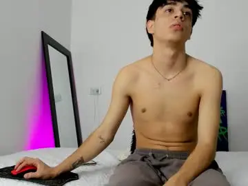 Chaturbate Adult Webcams of noah_loveboy