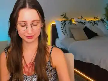 Chaturbate Live Sex of yourlovelystoryy