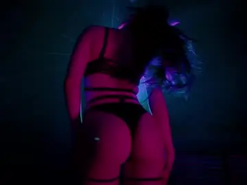 Chaturbate Live Sex Cam of diana_alison