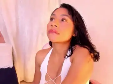 Chaturbate Live Sex Cam of emy_bw