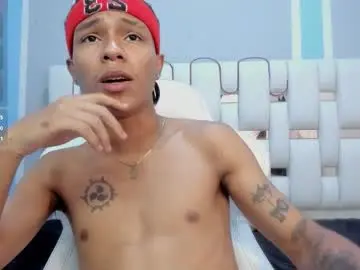 Chaturbate Best live sex cam show of andykings_1