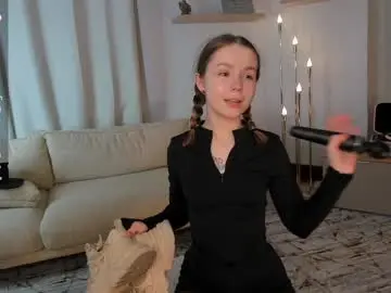 Chaturbate Live Sex Cam of darklycurious