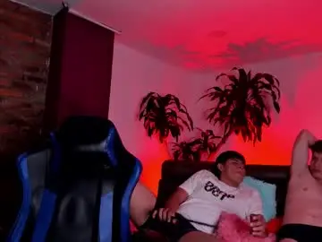 Chaturbate Sex Chat of handsomeboys19