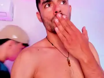 Chaturbate Free Porn Cam of handsomeboys19