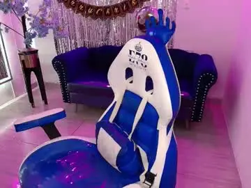 Chaturbate Live Sex Cam of lucy_greey