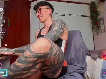 Chaturbate Free Porn Cam of thomas_fuckboy