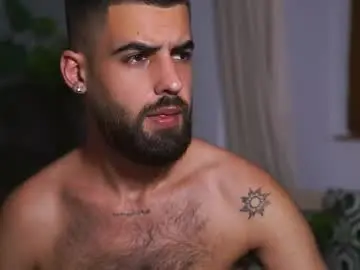Chaturbate Free Live Porn of hairyrobxxx
