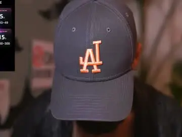 Chaturbate Adult Webcam of hairyrobxxx