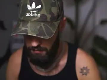 Chaturbate Best Webcam of hairyrobxxx