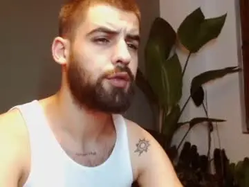Chaturbate Sex Chat of hairyrobxxx