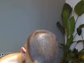Chaturbate Private Sex Chat of hairyrobxxx