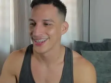 Chaturbate Nude Webcam of xxx_samuel_xxx