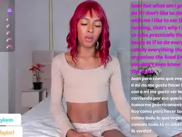Chaturbate Live Sex Cam of daisytaylor_