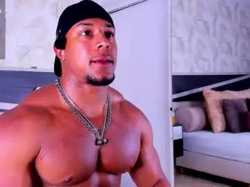 Chaturbate Live Porn of travis_lenox_