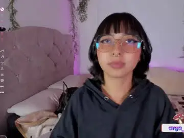 Chaturbate Watch Live Sex Cams of arya_line