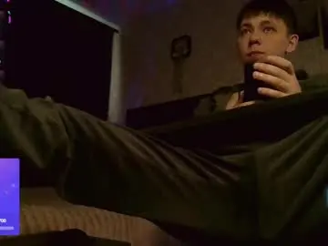 Chaturbate Live Sex of emveeboy96