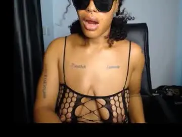 Chaturbate Adult Video Chat of horny_ebonygirl_