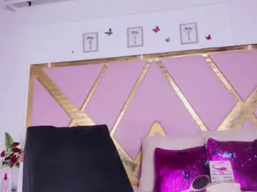 Chaturbate Watch Live Sex Cams of shellbydior