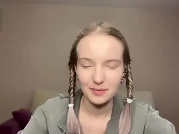 Chaturbate Watch Live Sex Cams of tashinapetitto