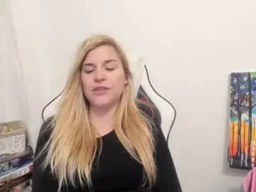 Chaturbate Private Sex Chat of artsyandcraftsy_