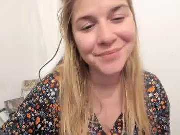 Chaturbate Free Live Porn of artsyandcraftsy_