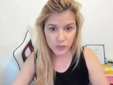 Chaturbate Adult Webcams of artsyandcraftsy_