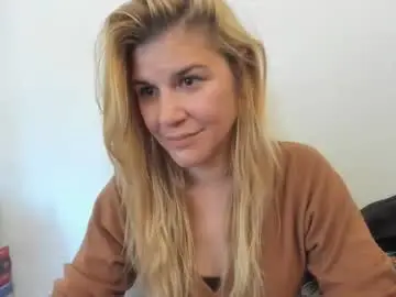 Chaturbate Adult Video Chat of artsyandcraftsy_