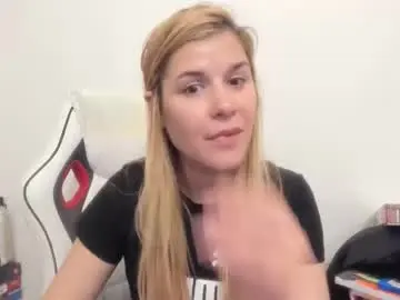 Chaturbate Private Sex Chat of artsyandcraftsy_