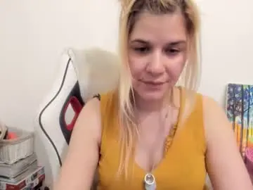 Chaturbate Best live sex cam show of artsyandcraftsy_