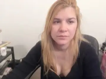 Chaturbate Best live sex cam show of artsyandcraftsy_