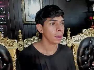 Chaturbate Adult Webcams of cristhian_slytherin