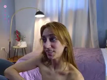 Chaturbate Adult Webcams of ellyl