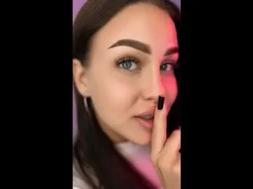 Chaturbate Live Sex Cam of aikostrathman