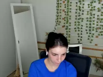 Chaturbate Watch Live Sex Cams of emilie_shy