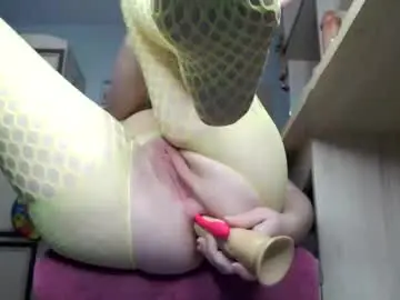 Chaturbate Best live sex cam show of littlesubgirl_