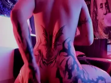 Chaturbate Live Sex Cam of vampiredavyd