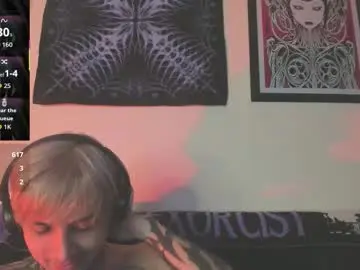 Chaturbate Sex Cam of vampiredavyd