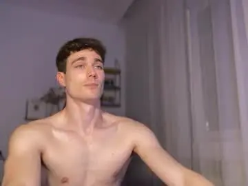 Chaturbate Live Sex Cam of hornytwunk01