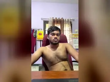 Chaturbate Free Live Porn of hottamilguy01