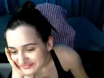 Chaturbate Sex Cam of kira_yammy