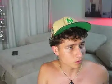 Chaturbate Free Porn Cam of theohawke_