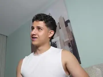 Chaturbate Live Porn of theohawke_
