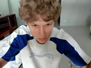 Chaturbate Adult Video Chat of maxim_burn