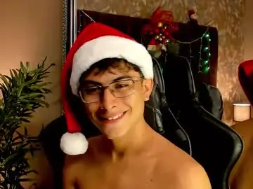 Chaturbate Sex Cam of aaron_eze