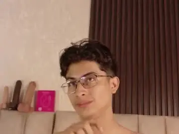 Chaturbate Free Live Porn of aaron_eze