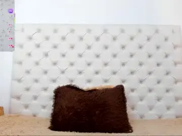 Chaturbate Best live sex cam show of esmeralda_06