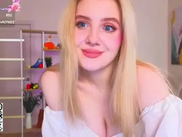 Chaturbate Free Porn Cam of oliviabr0wn