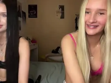Chaturbate Live Porn of lustytwins