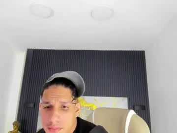 Chaturbate Watch Live Sex Cams of jheidertwink