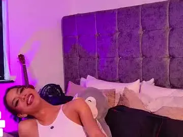 Chaturbate Adult Video Chat of lyadumont